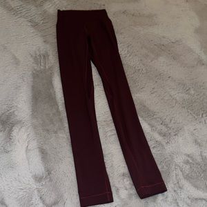 lululemon leggings! hardly worn.